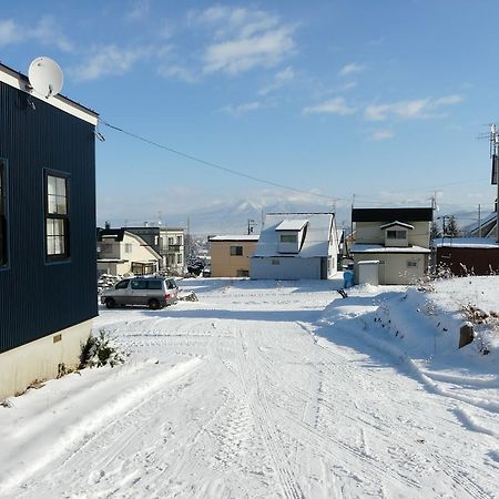 Pension Ressha House Furano Bagian luar foto